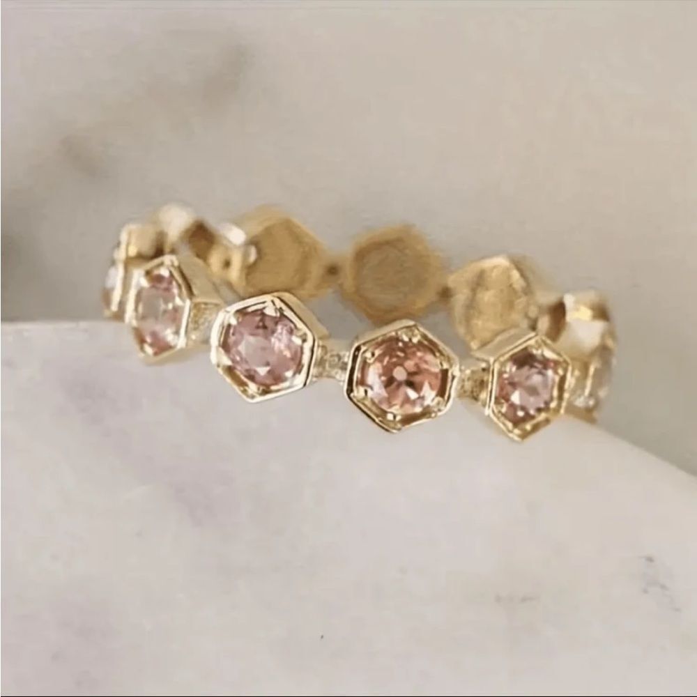 Minimalist Pink Ring N857